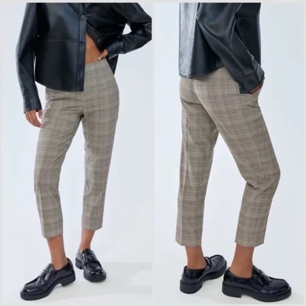 Aritzia Babaton Conan Plaid Pleated Dress Trouser Pant Black / White